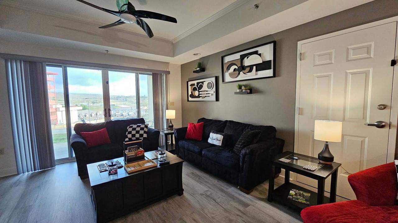Photo of Livingroom in Bluff City