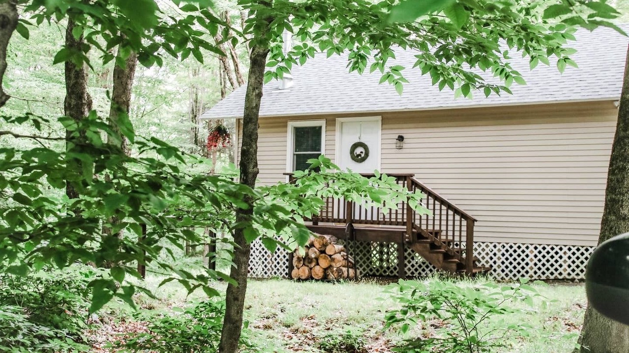Photo of Outdoor in Greentown