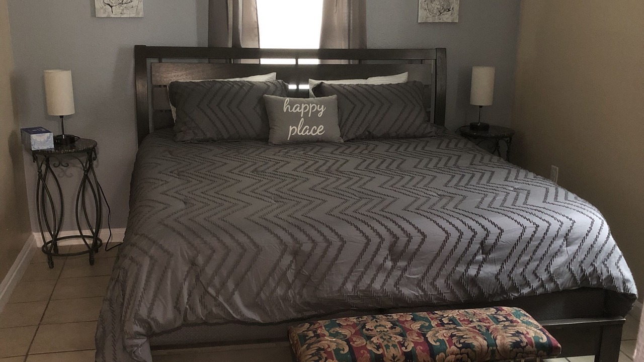 Photo of Bedroom in Northwest Los Angeles Heights