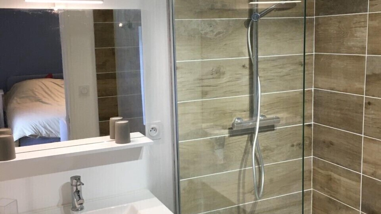 Photo of Bathroom in Brem Sur Mer