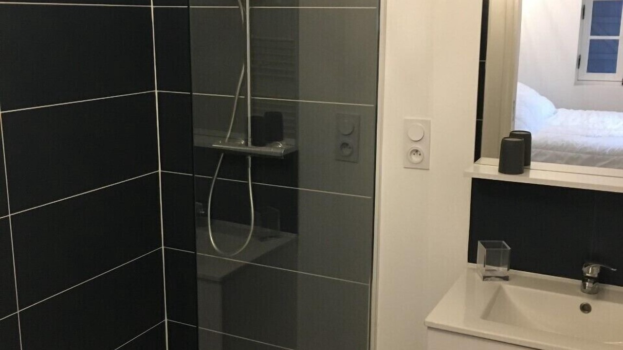 Photo of Bathroom in Brem Sur Mer