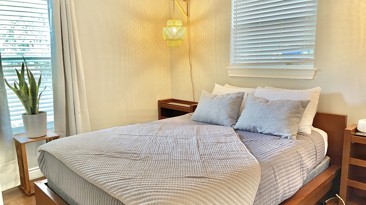 Photo of Bedroom in South Manchaca