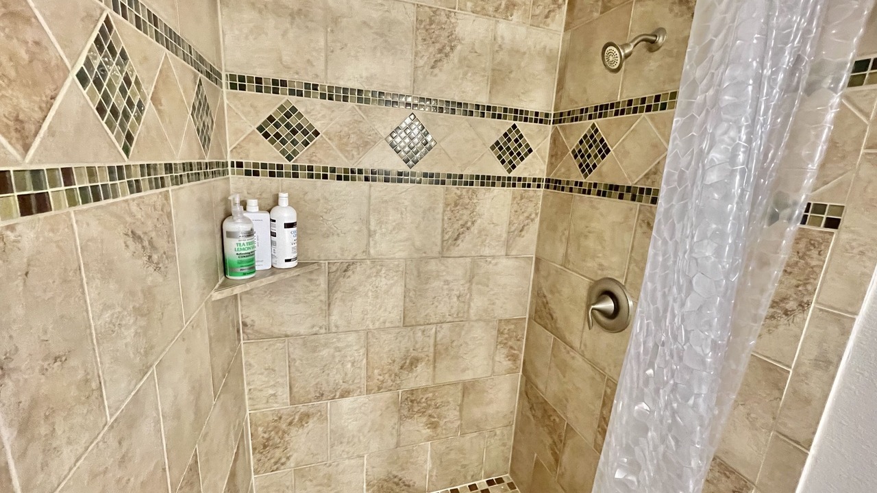 Photo of Bathroom in South Manchaca