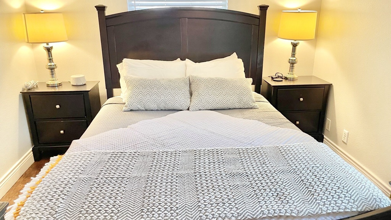 Photo of Bedroom in South Manchaca