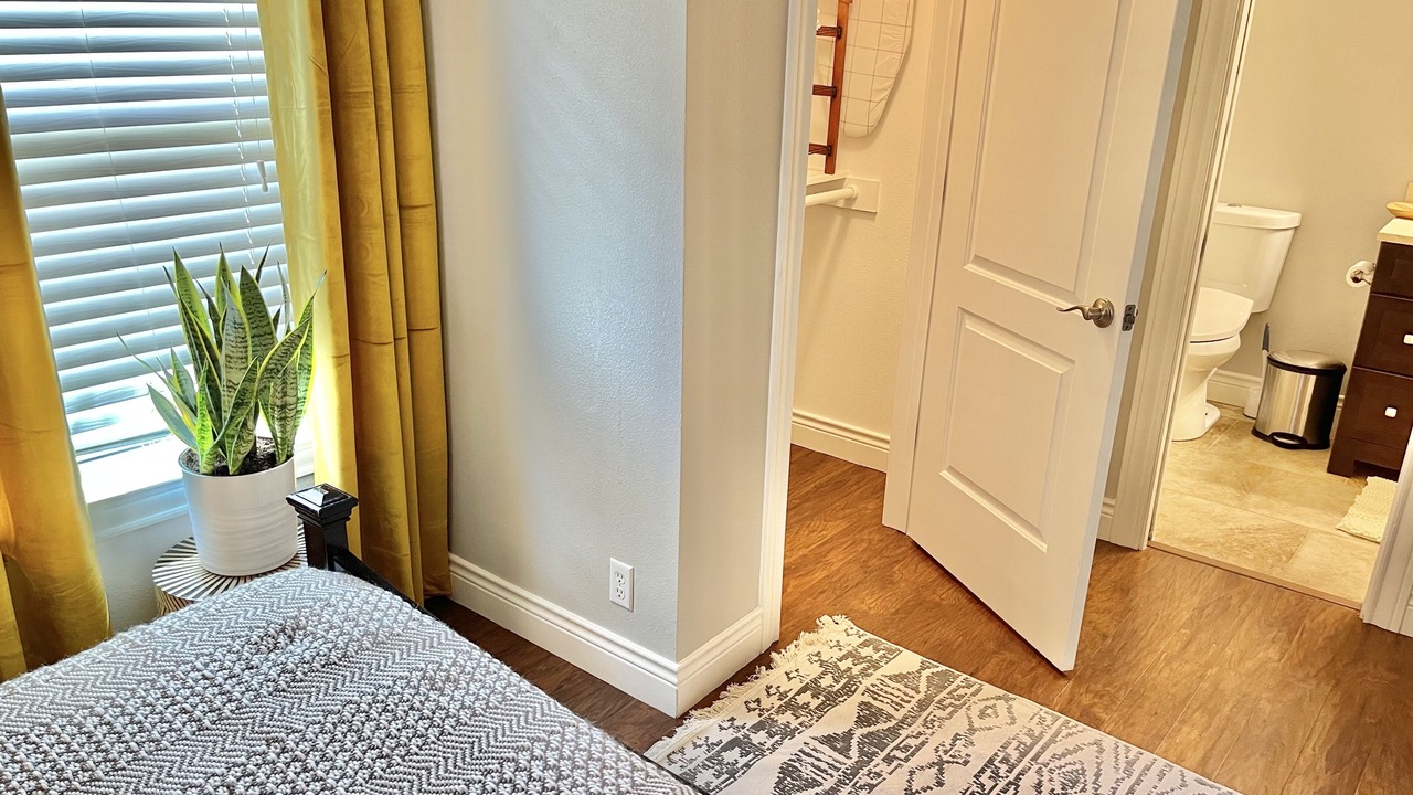 Photo of Bedroom in South Manchaca