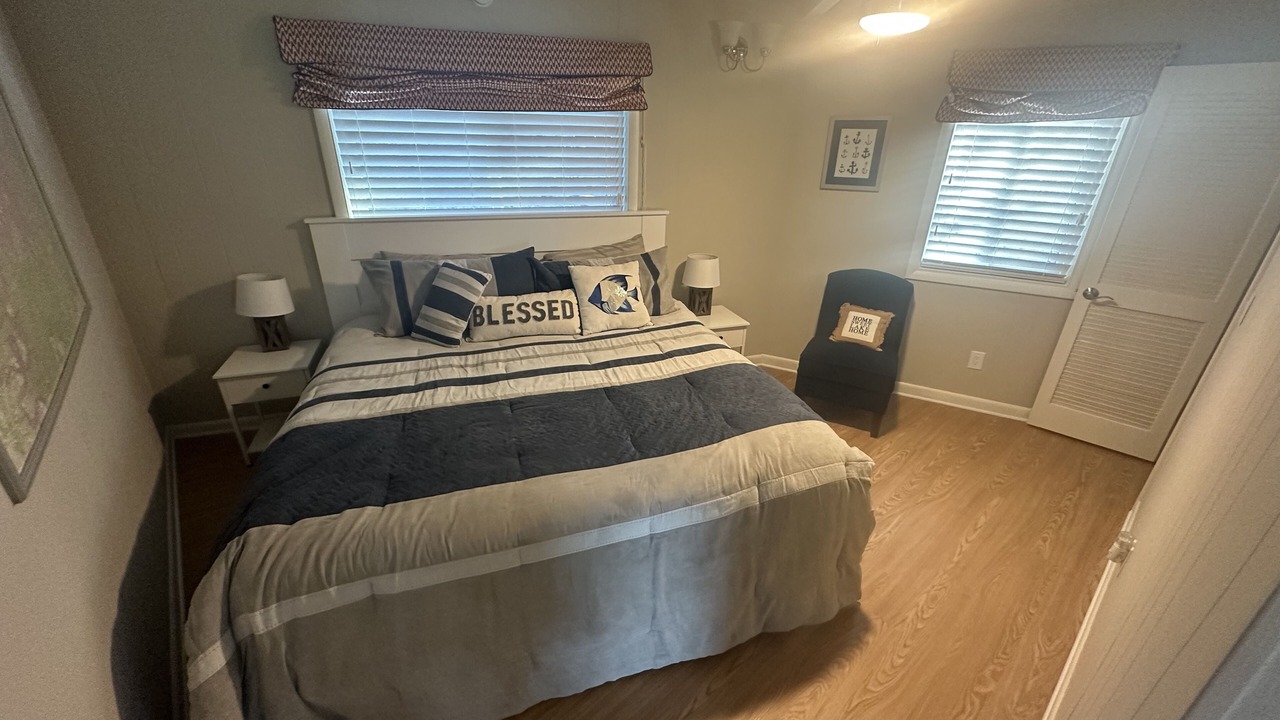Photo of Bedroom in Lost Bridge Village