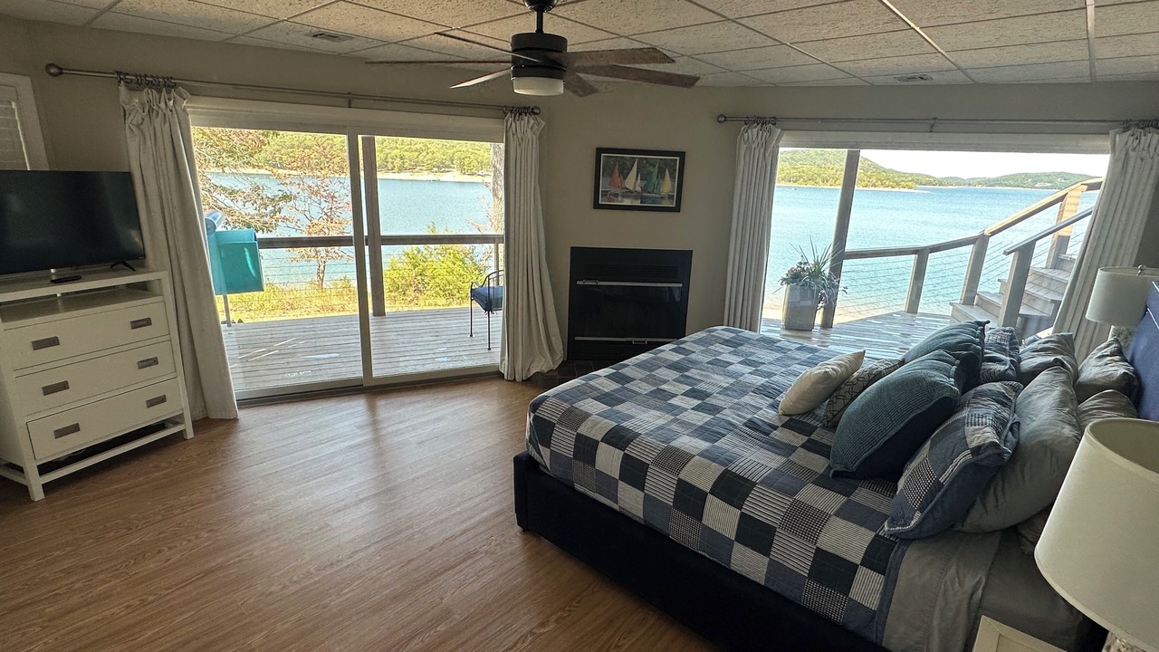 Photo of Bedroom in Lost Bridge Village