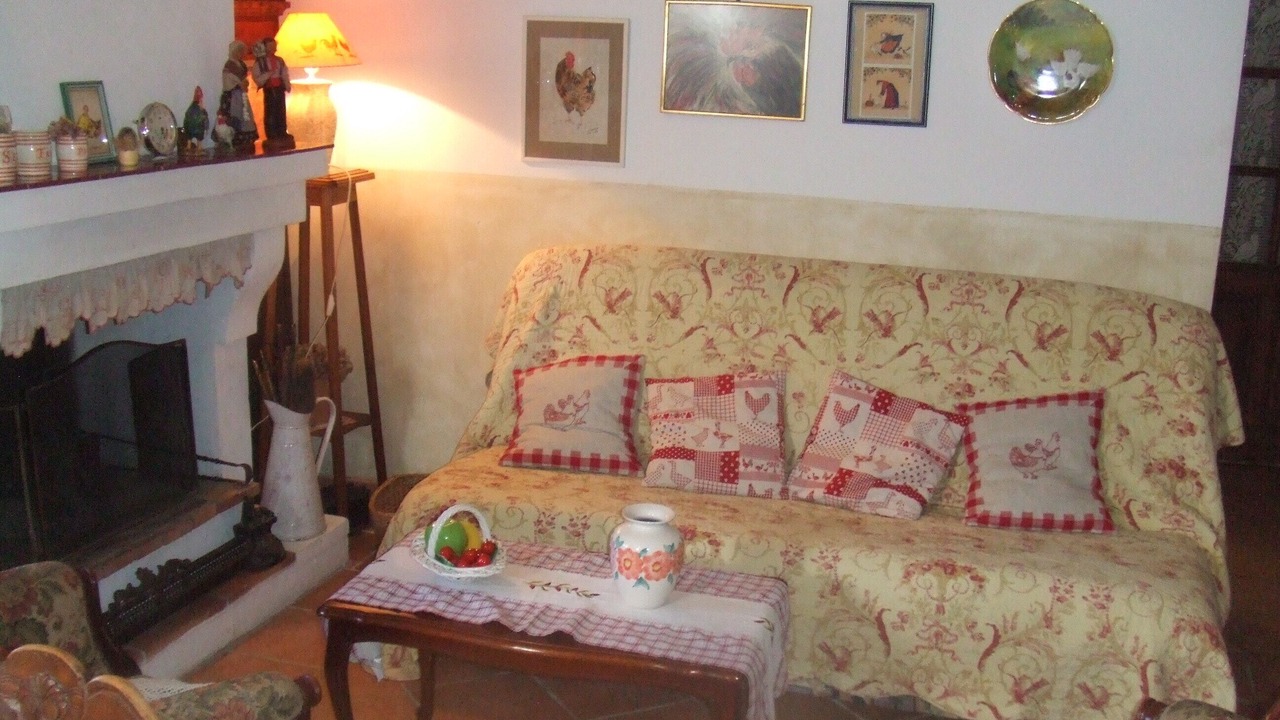 Photo of Livingroom in Fox-Amphoux