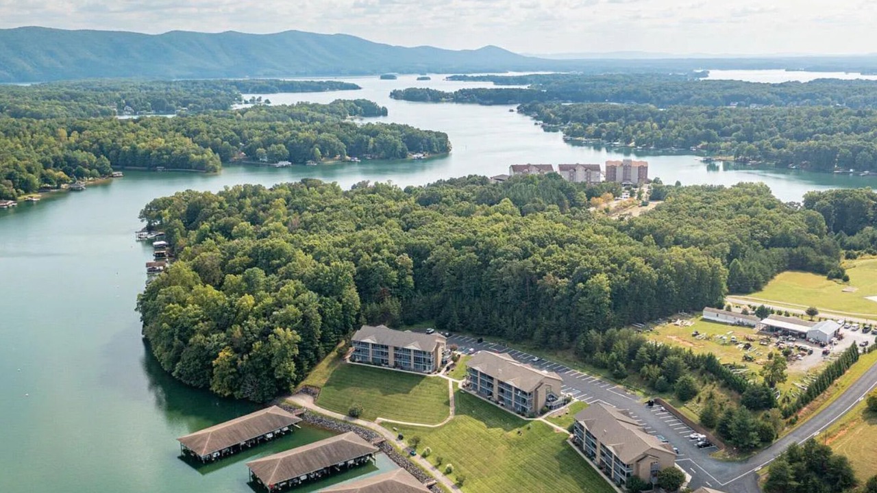 Photo of Outdoor in Huddleston
