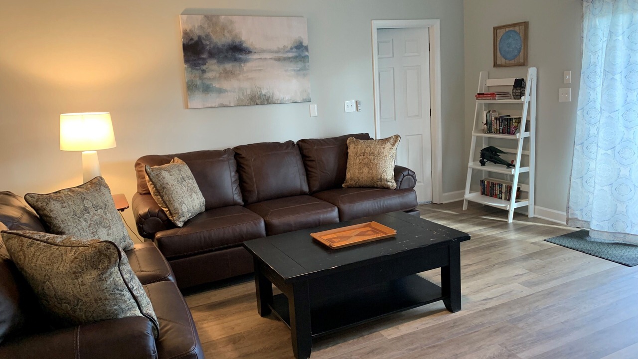 Photo of Livingroom in Huddleston