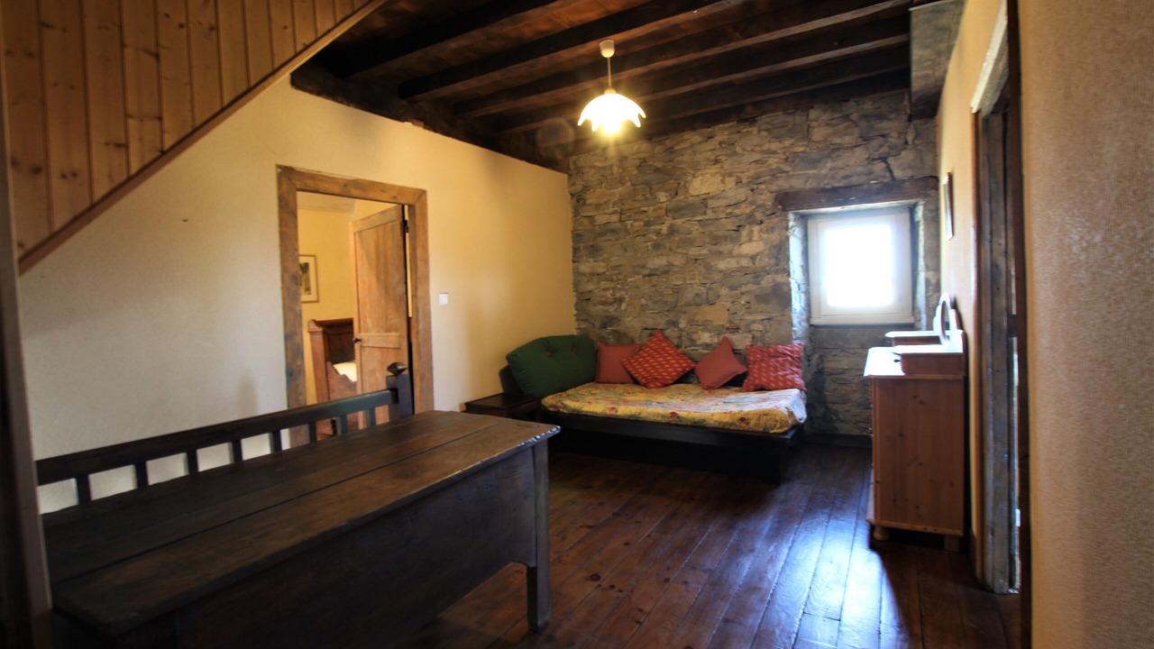 Photo of Others in Menditte