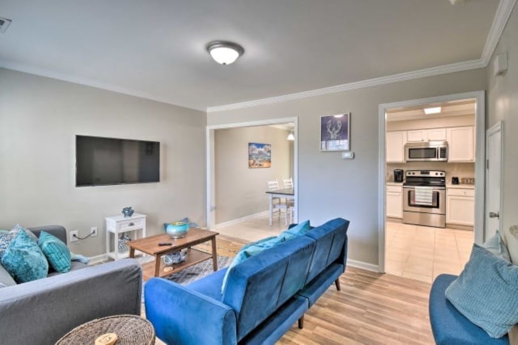 Photo of Livingroom in Northeast Virginia Beach