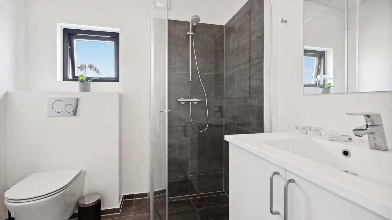 Photo of Bathroom in Grenaa