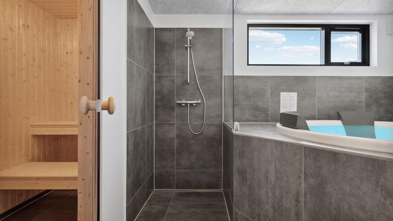 Photo of Bathroom in Grenaa