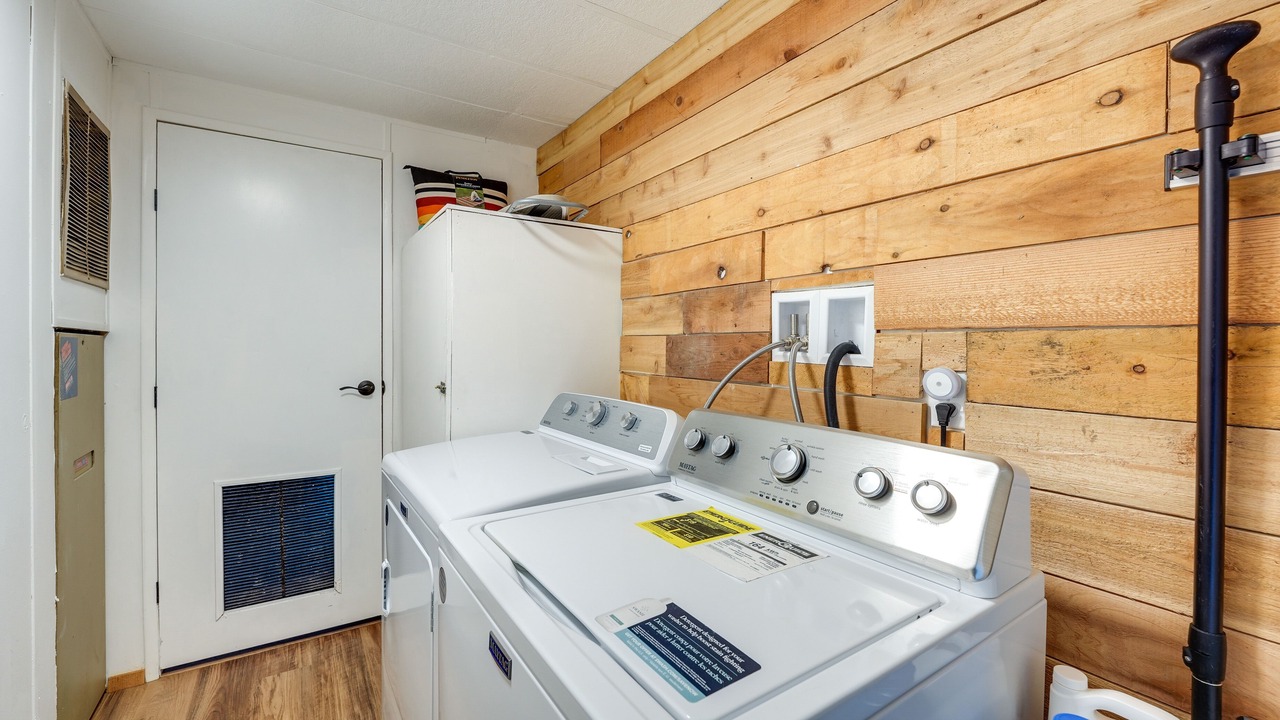 Photo of Bedroom in Clear Lake
