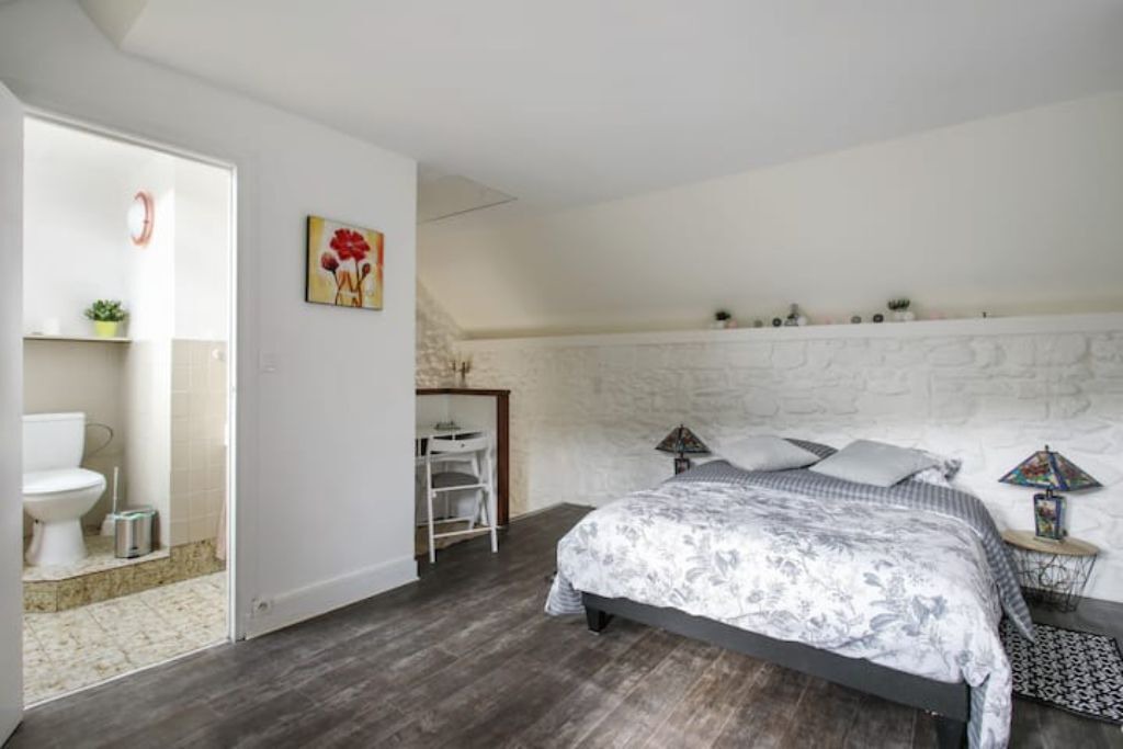Photo of Bedroom in Pierrefonds
