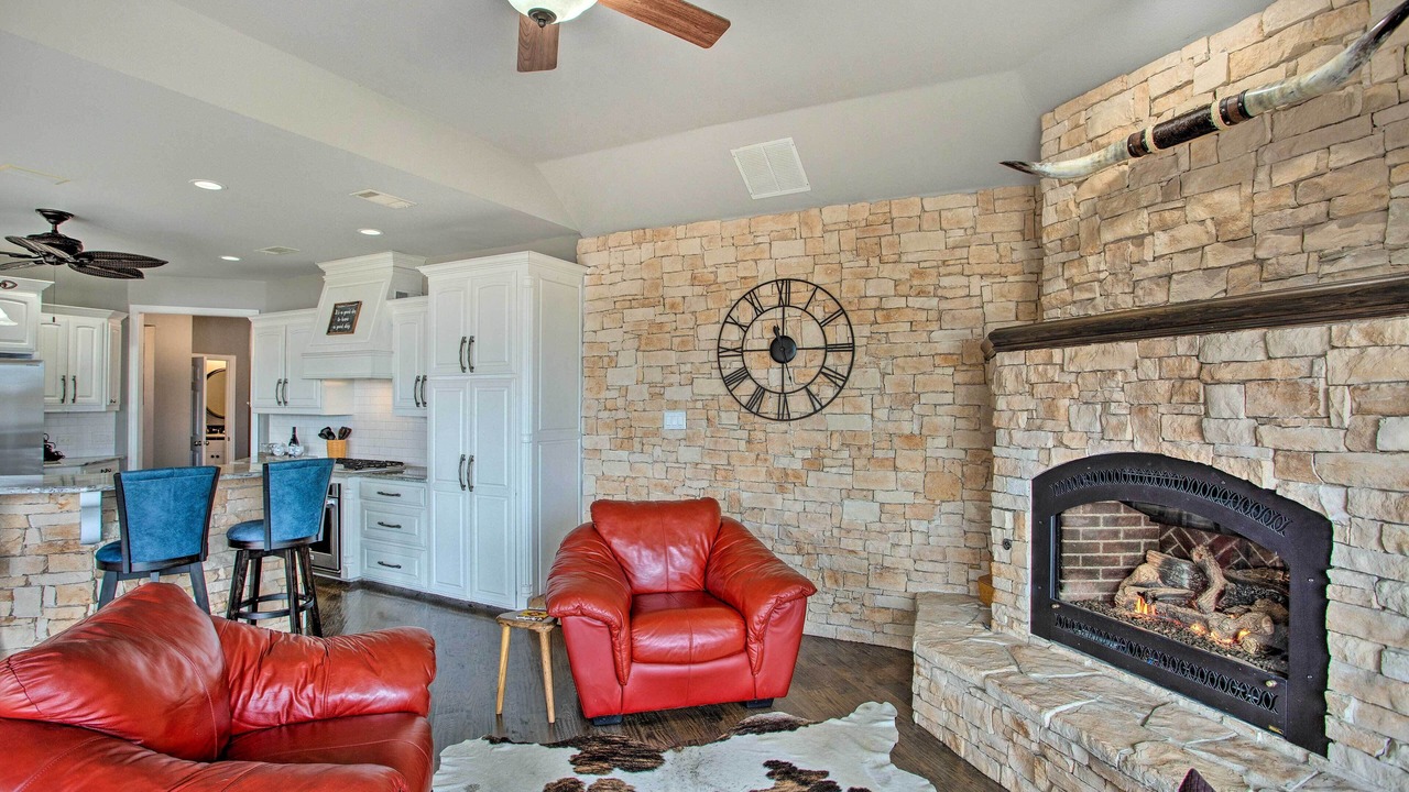 Photo of Livingroom in Little Elm