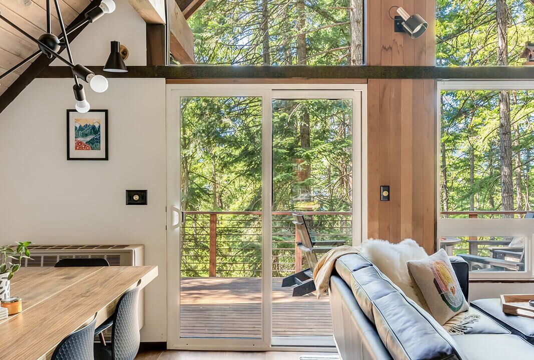 Photo of Others in Roslyn Ridge