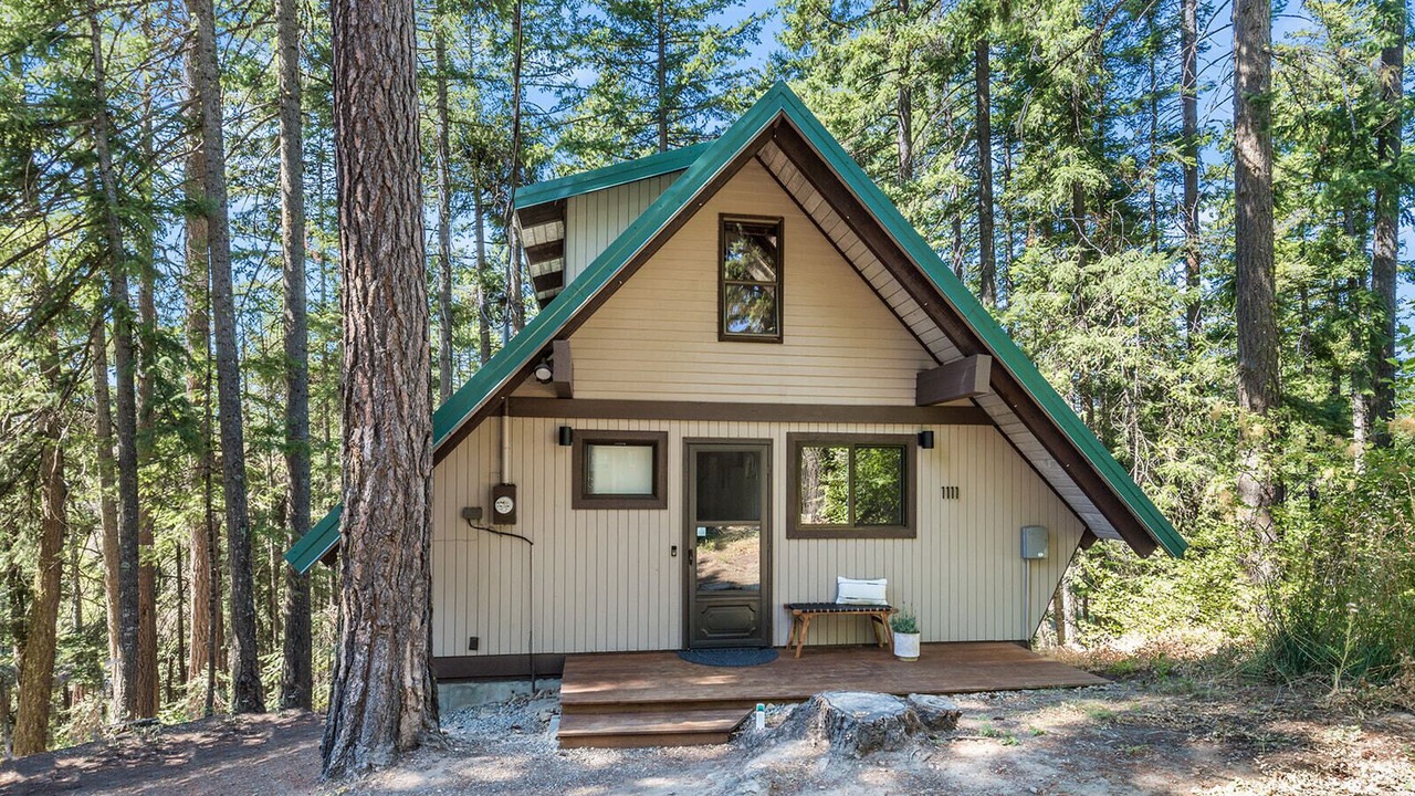 Photo of Others in Roslyn Ridge