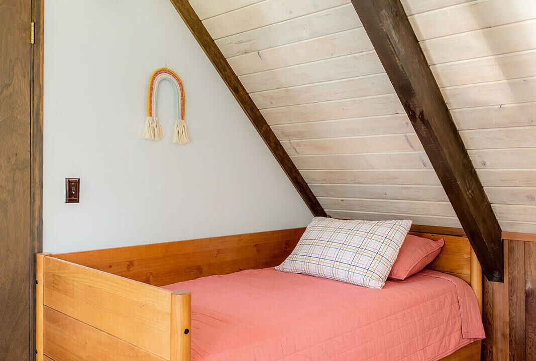 Photo of Others in Roslyn Ridge