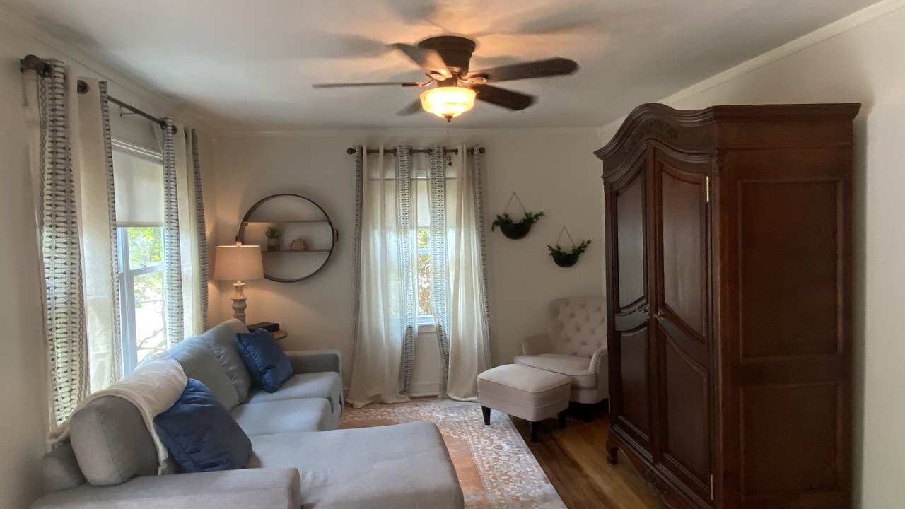 Photo of Livingroom in Monroe