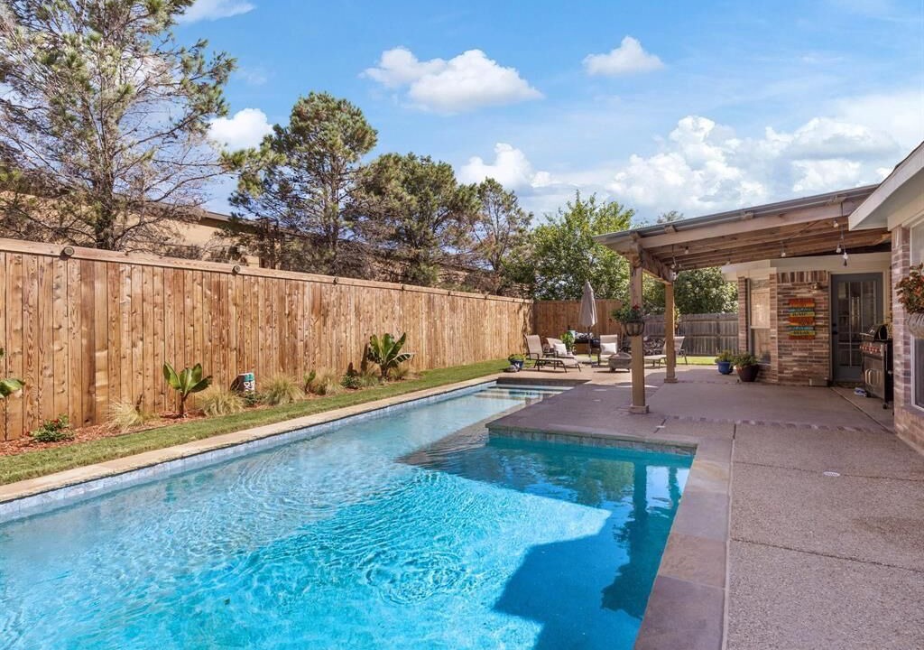Photo of Outdoor in Burleson