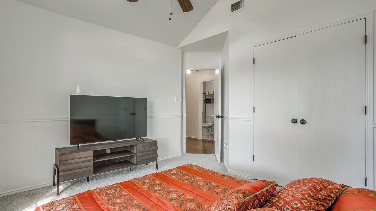 Photo of Bedroom in Burleson