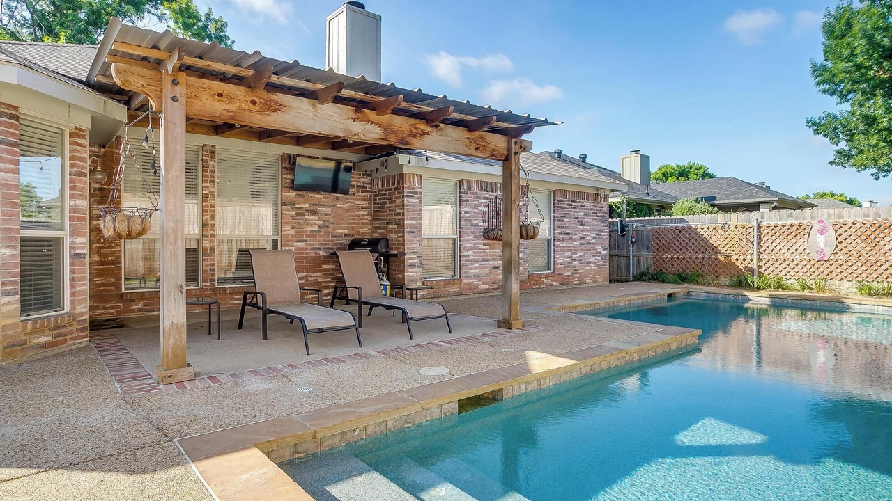 Photo of Outdoor in Burleson