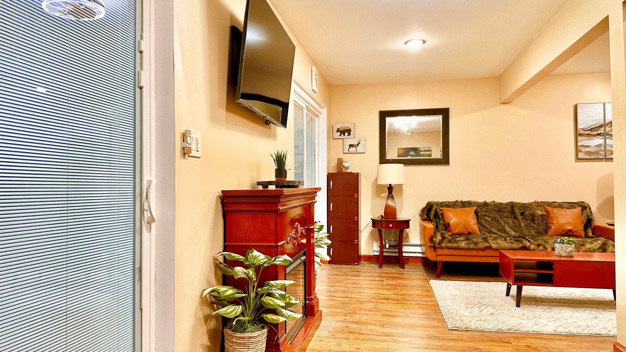 Photo of Bedroom in Montague