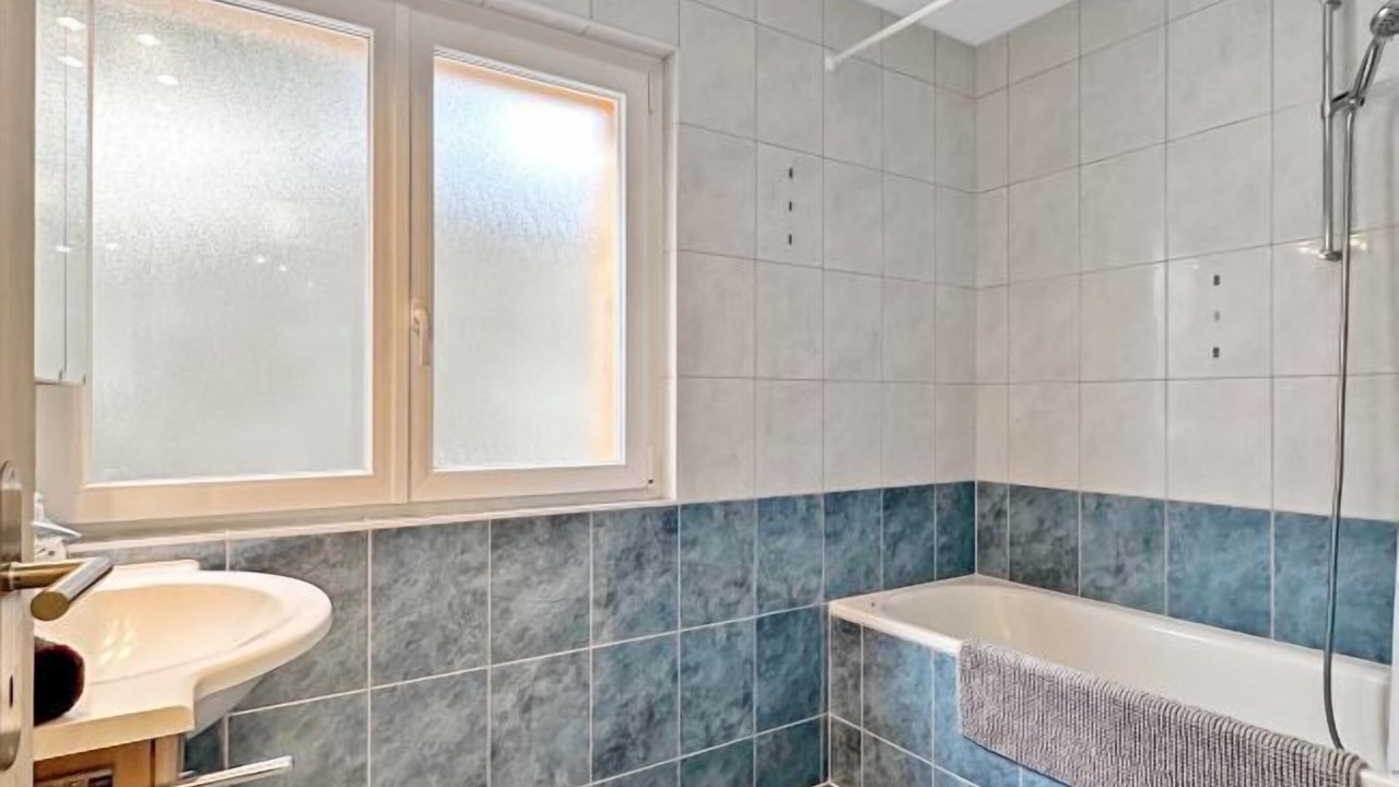 Photo of Bathroom in Salins