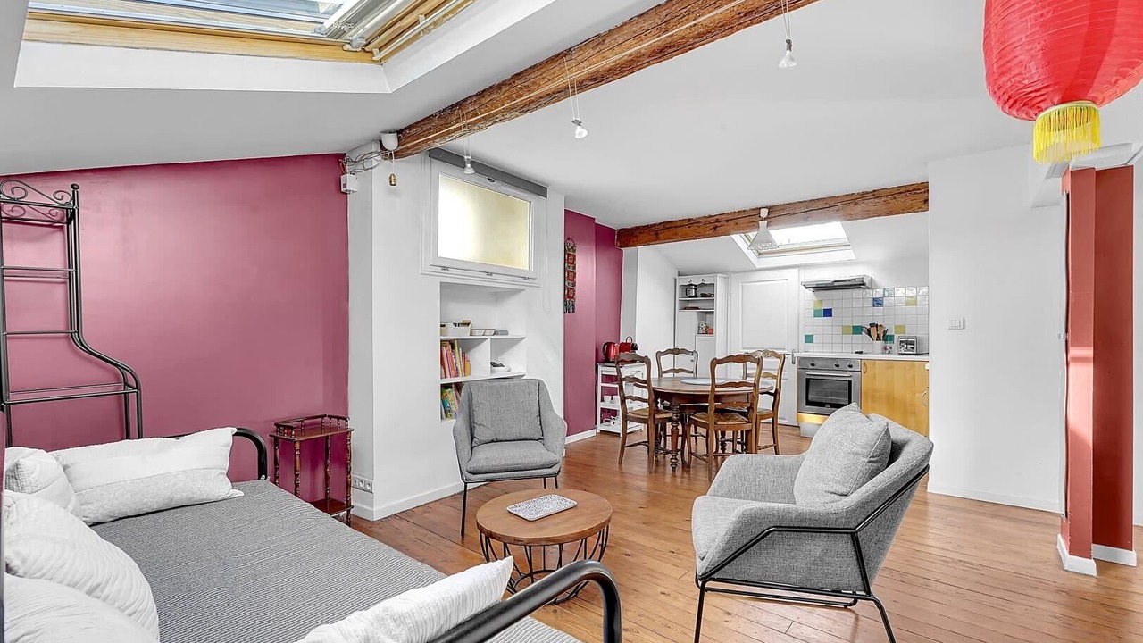 Photo of Livingroom in Arnaud Bernard