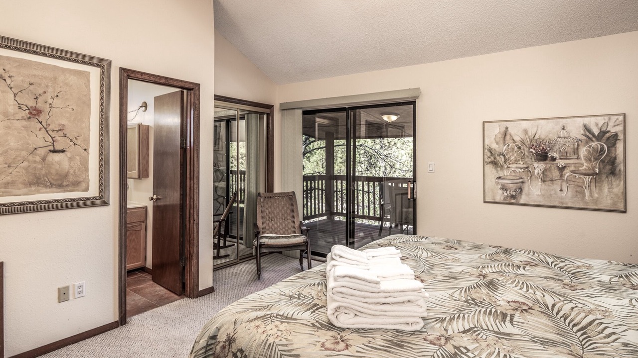 Photo of Bedroom in Ruidoso