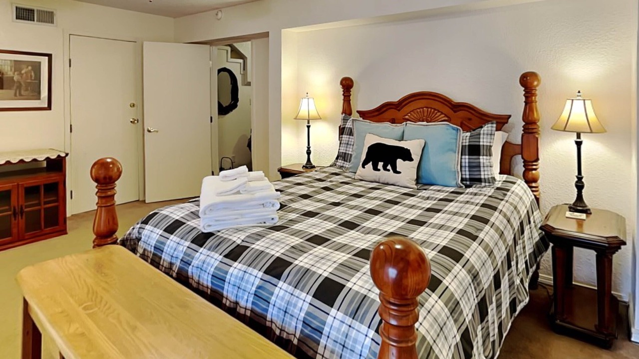 Photo of Bedroom in Ruidoso