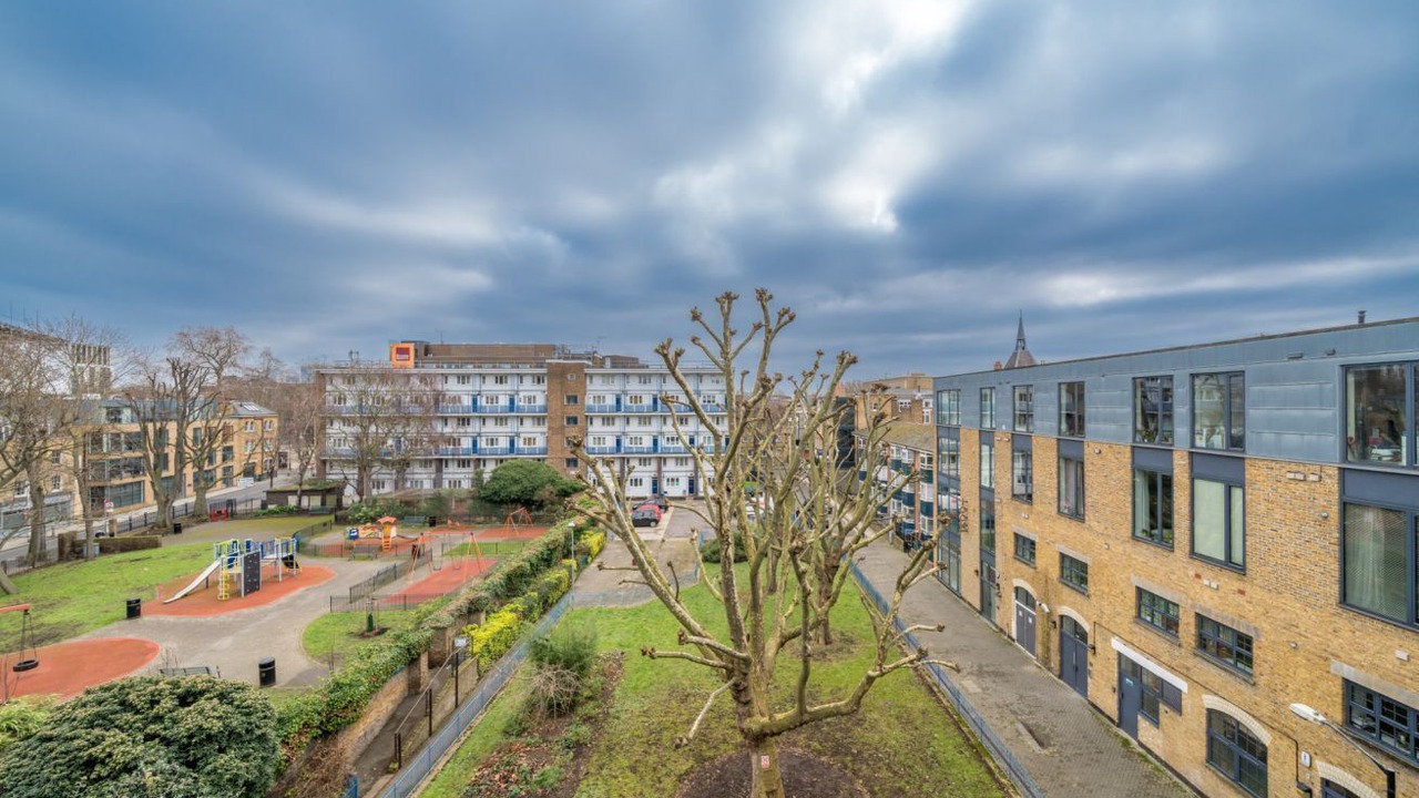 Photo of Others in Chaucer