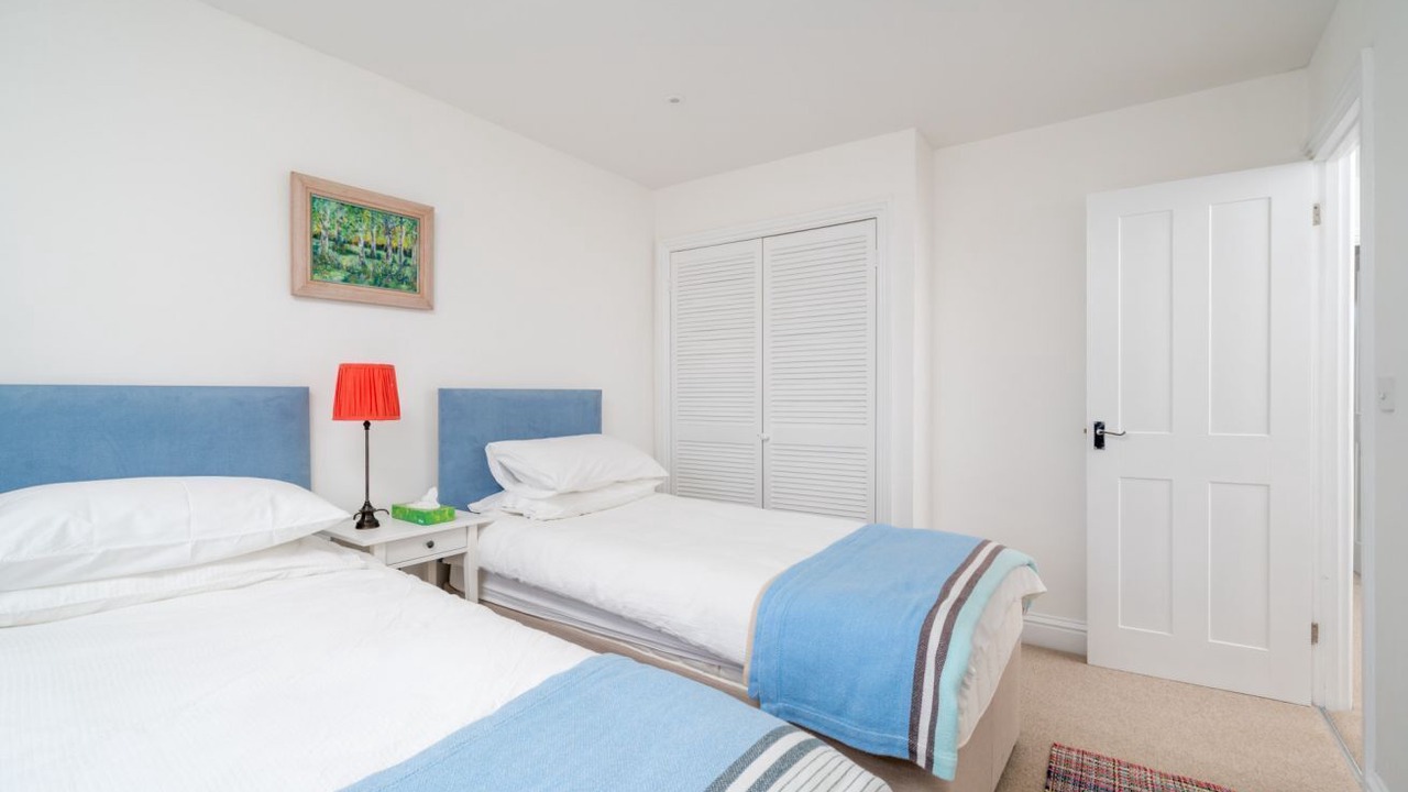 Photo of Others in Chaucer