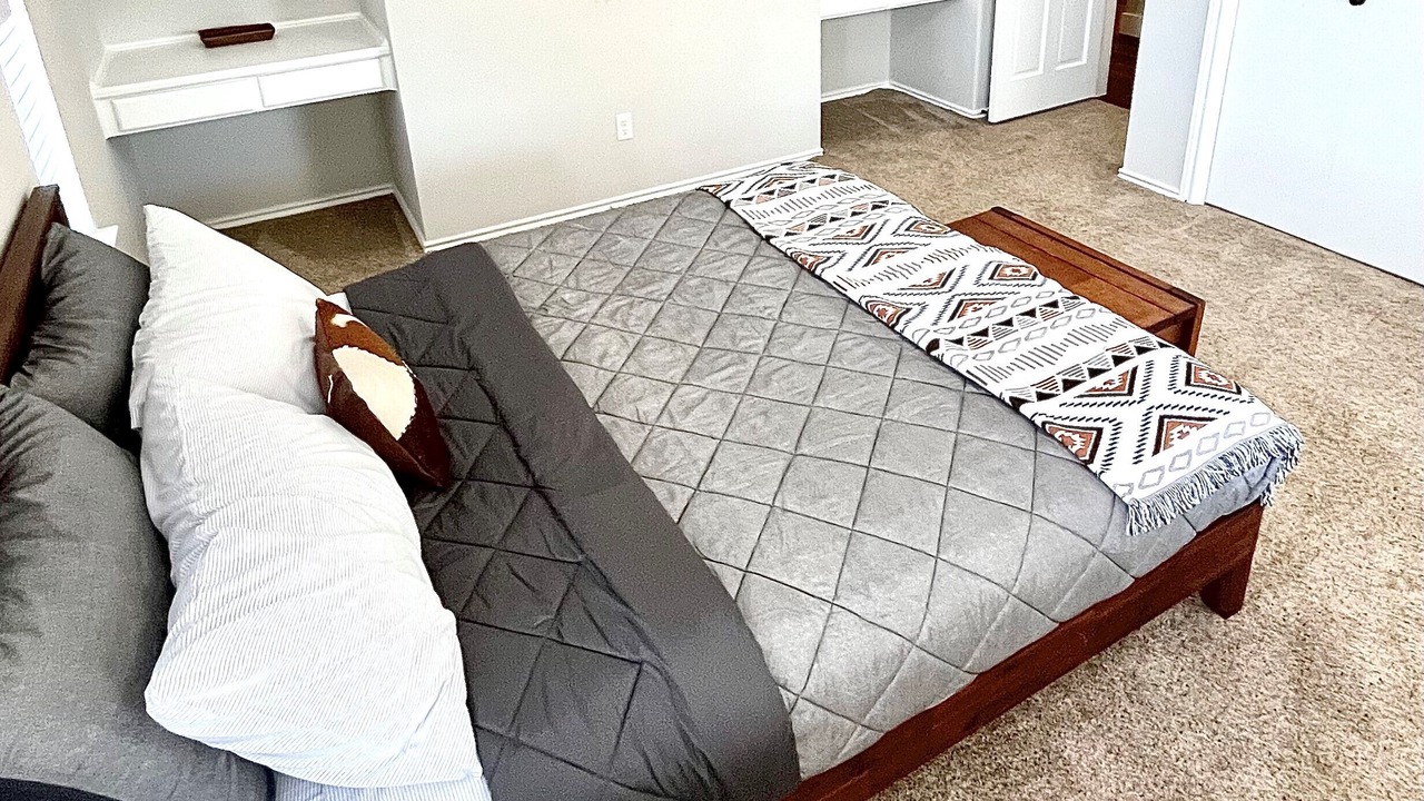 Photo of Bedroom in Long Branch Valley