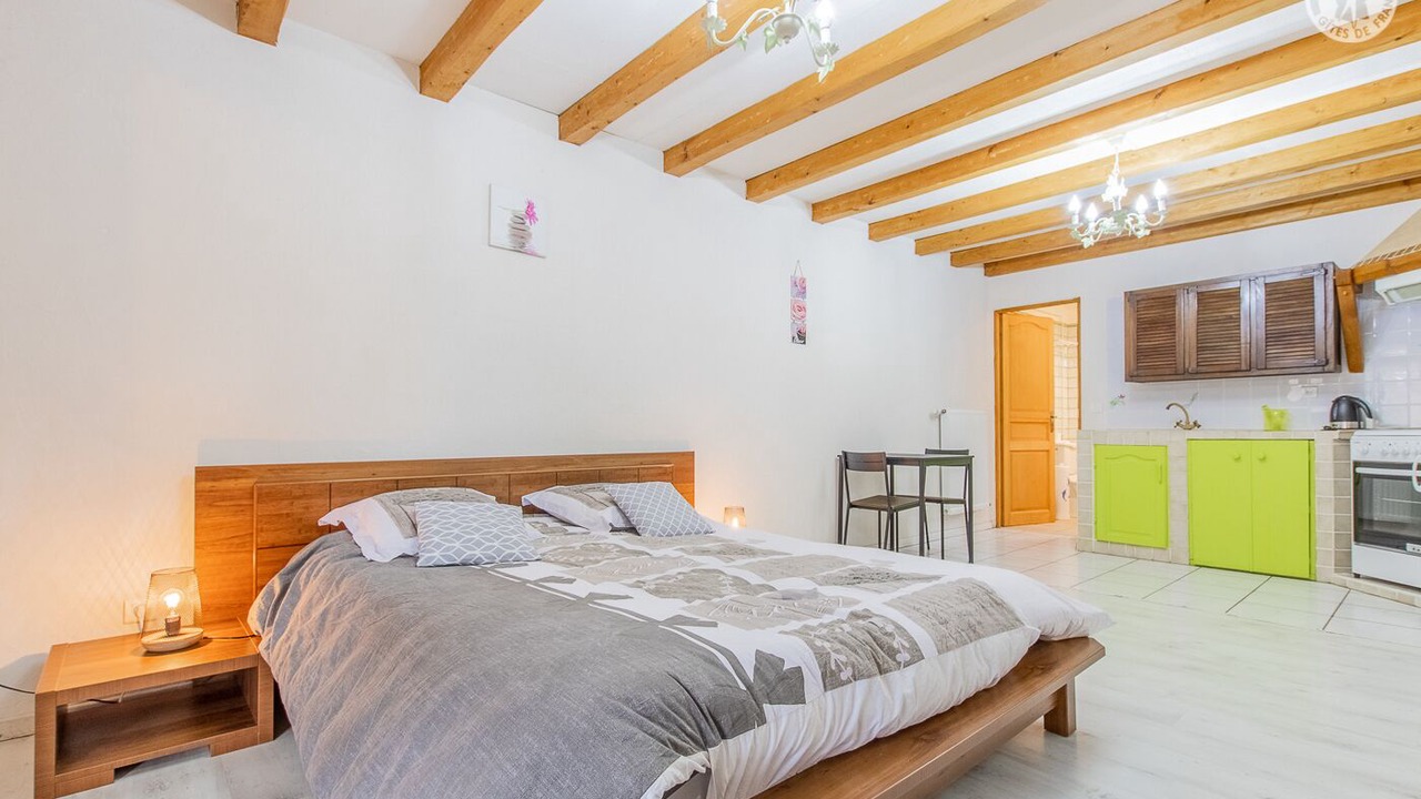 Photo of Bedroom in Montcony