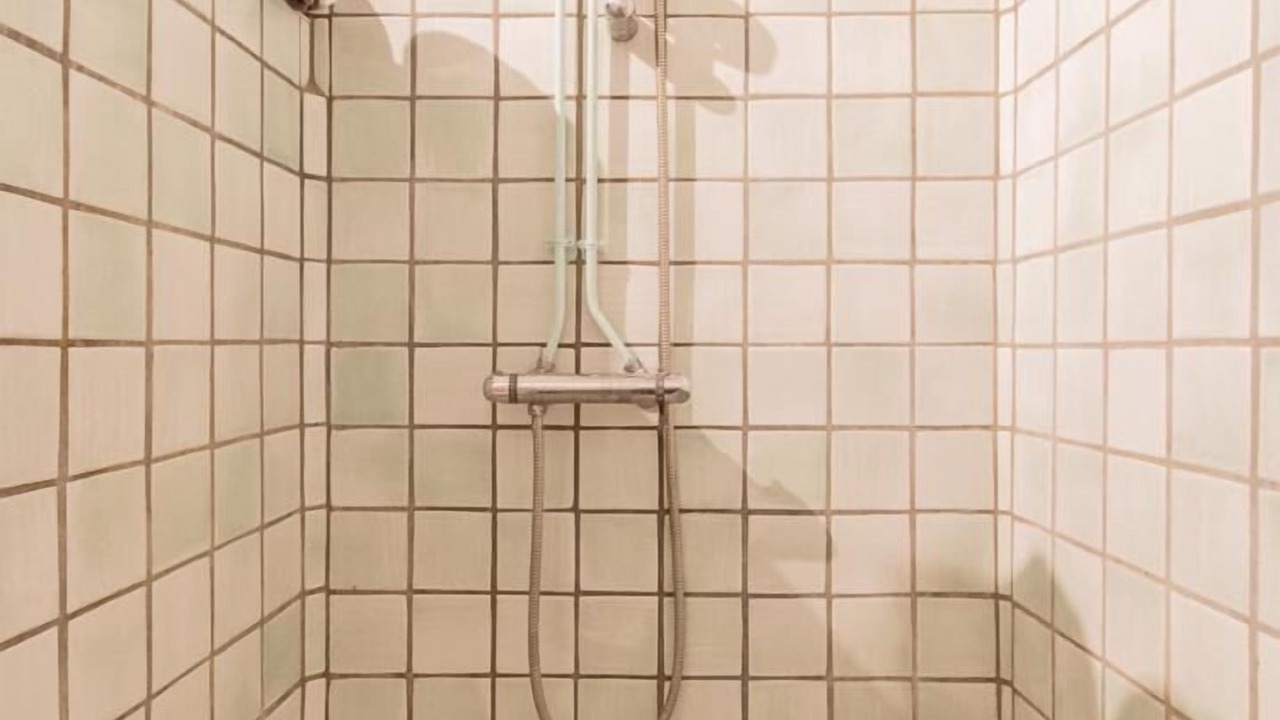 Photo of Bathroom in Montcony