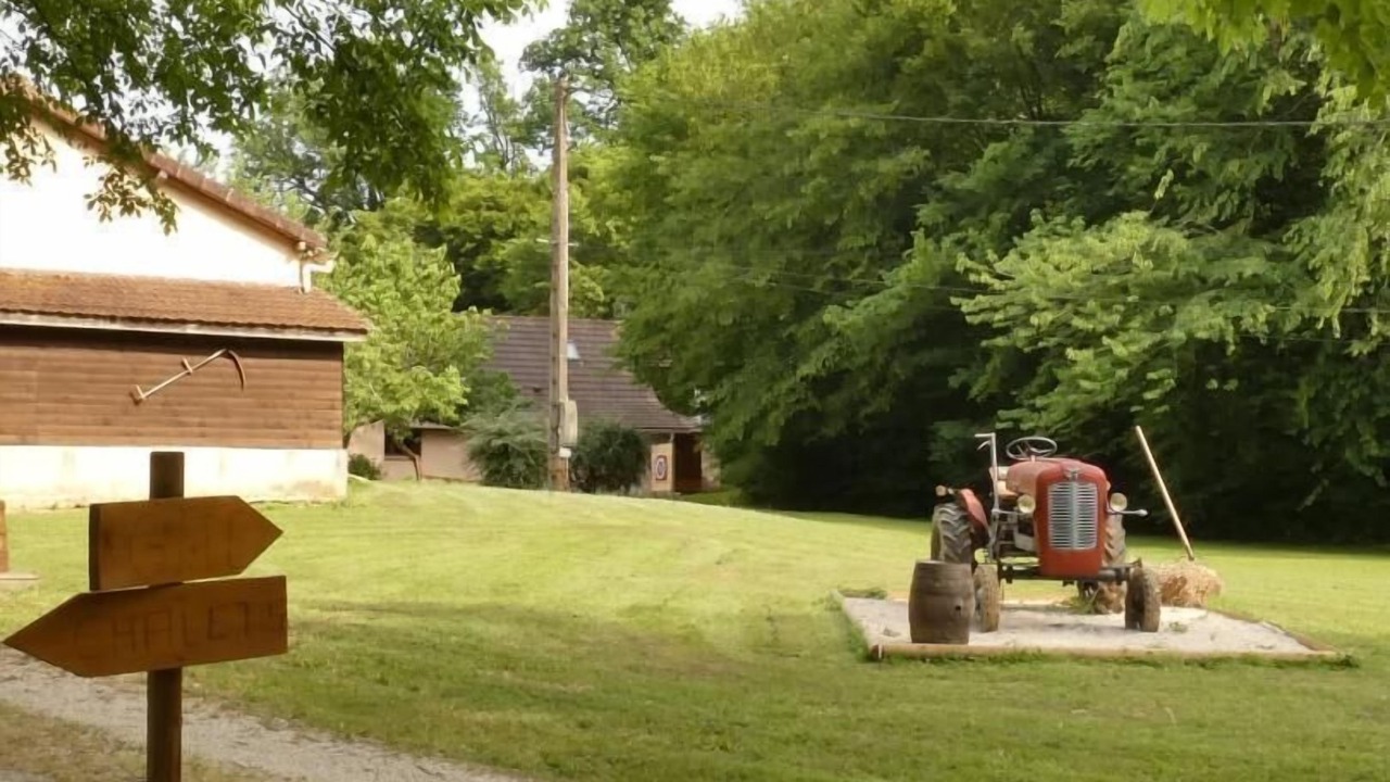 Photo of Outdoor in Montcony