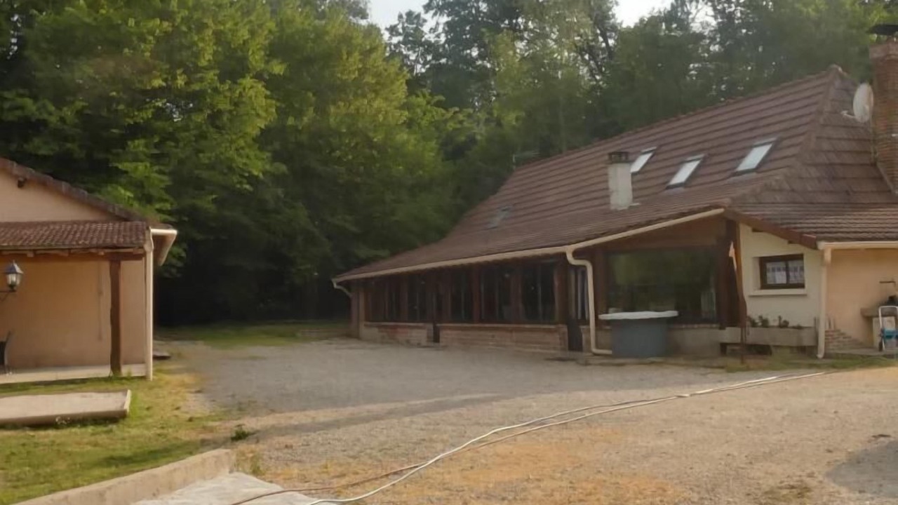 Photo of Outdoor in Montcony