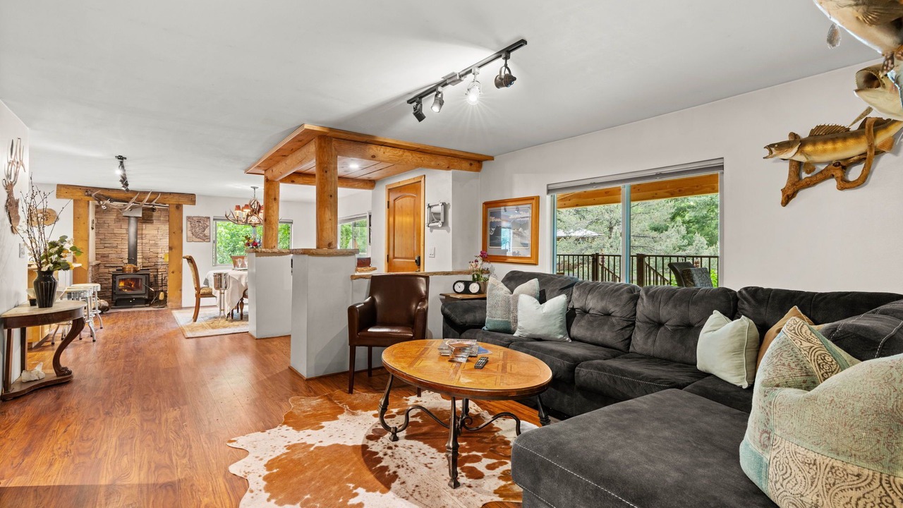Photo of Livingroom in Canoncito