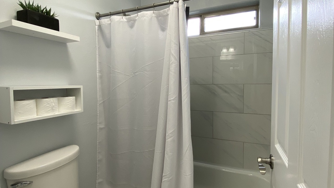 Photo of Bathroom in Palm Valley