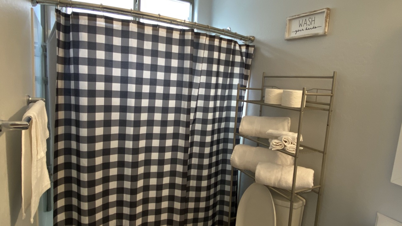 Photo of Bathroom in Palm Valley
