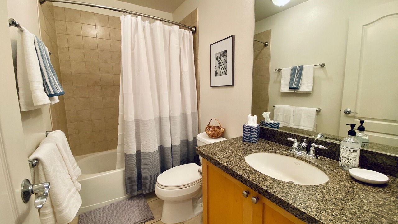 Photo of Bathroom in Kapolei