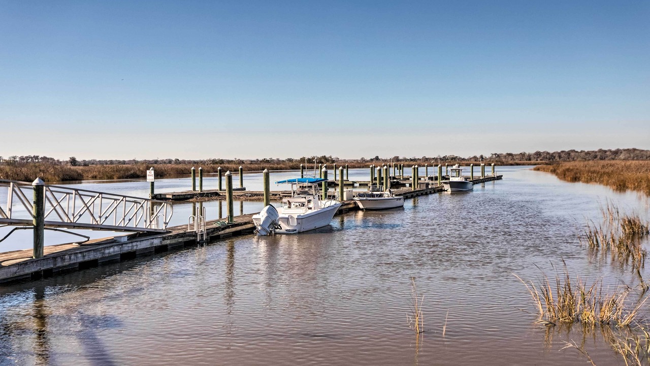 Photo of Others in Darien