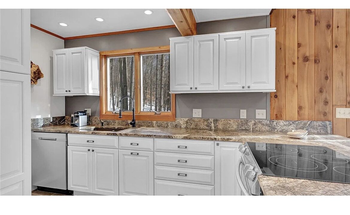Photo of Kitchen in Ellicottville