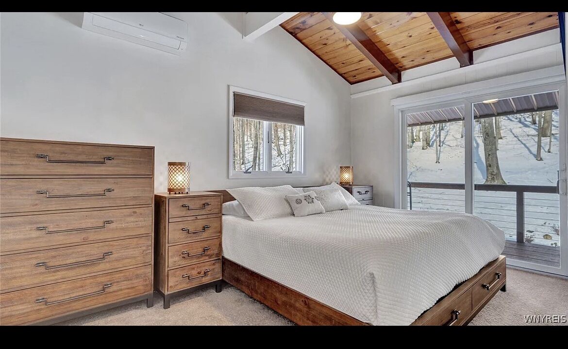 Photo of Bedroom in Ellicottville