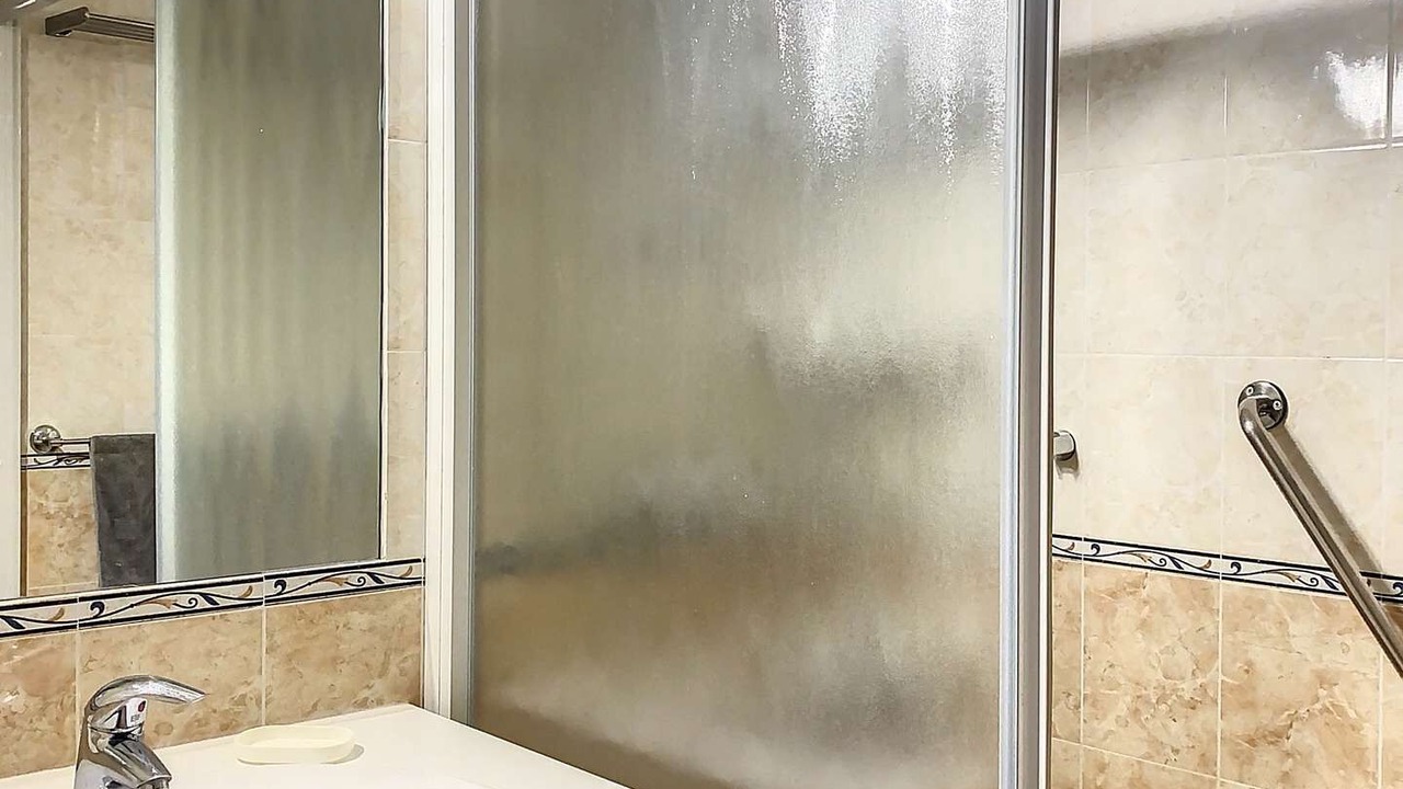 Photo of Bathroom in Messanges