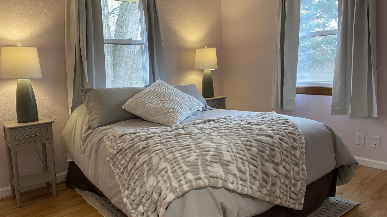 Photo of Bedroom in Des Moines