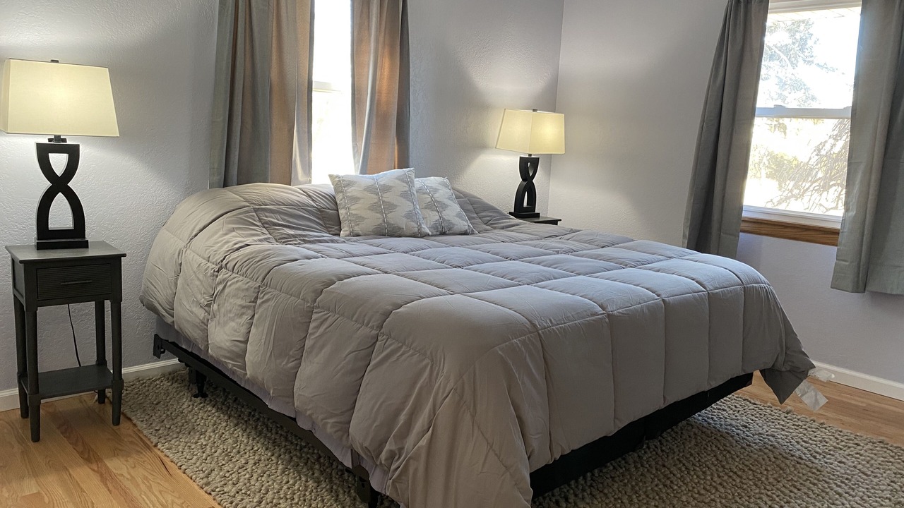 Photo of Bedroom in Des Moines